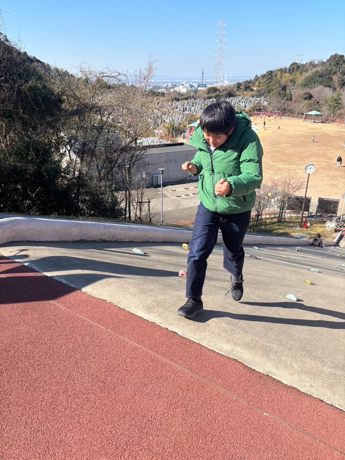 大阪市浪速区の放課後等デイサービスオハナピース大阪日本橋の永楽ゆめの森公園へお出かけ